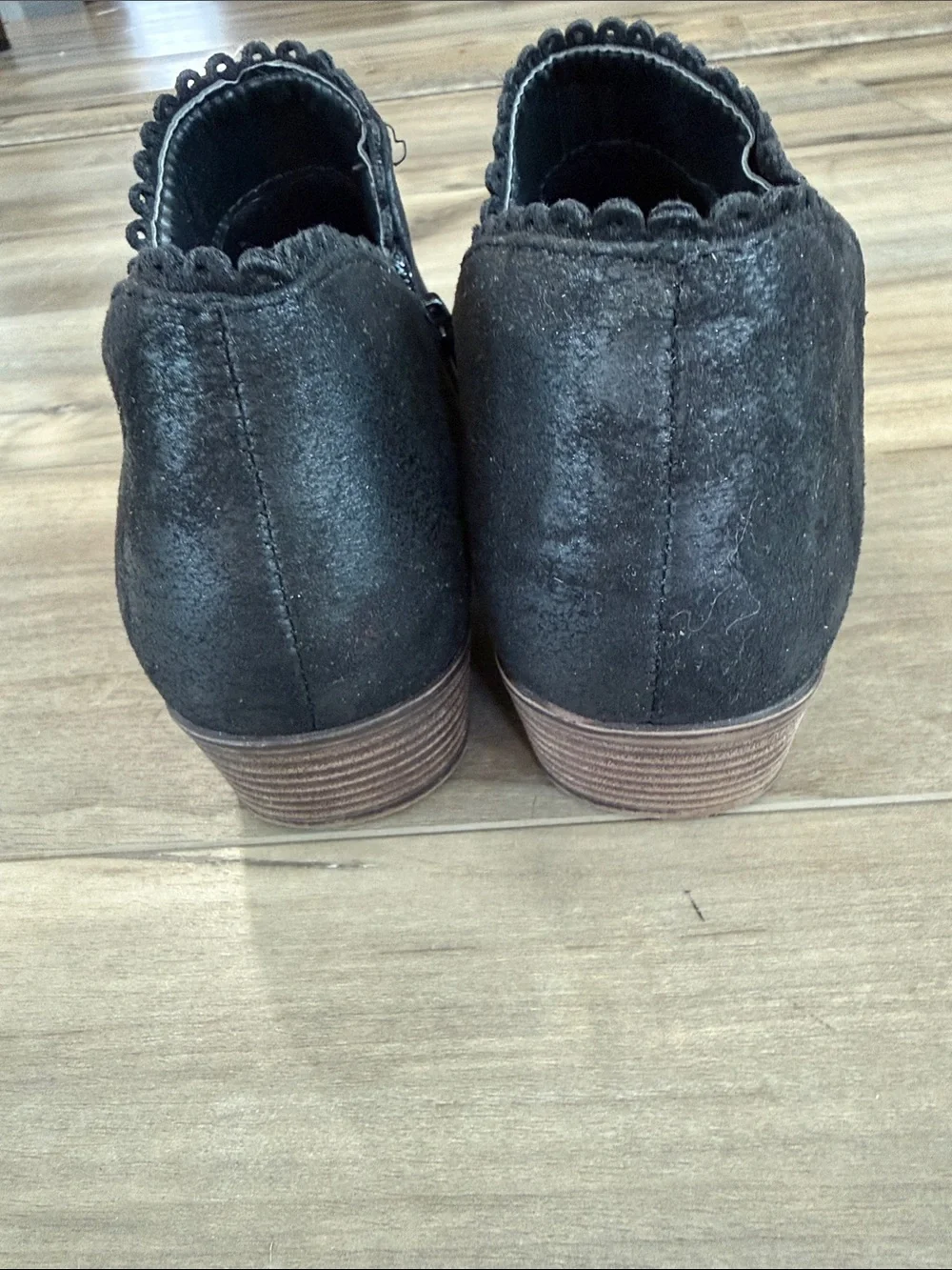 Women’s Black Suede Ankle Booties with Scalloped Edge Size 7